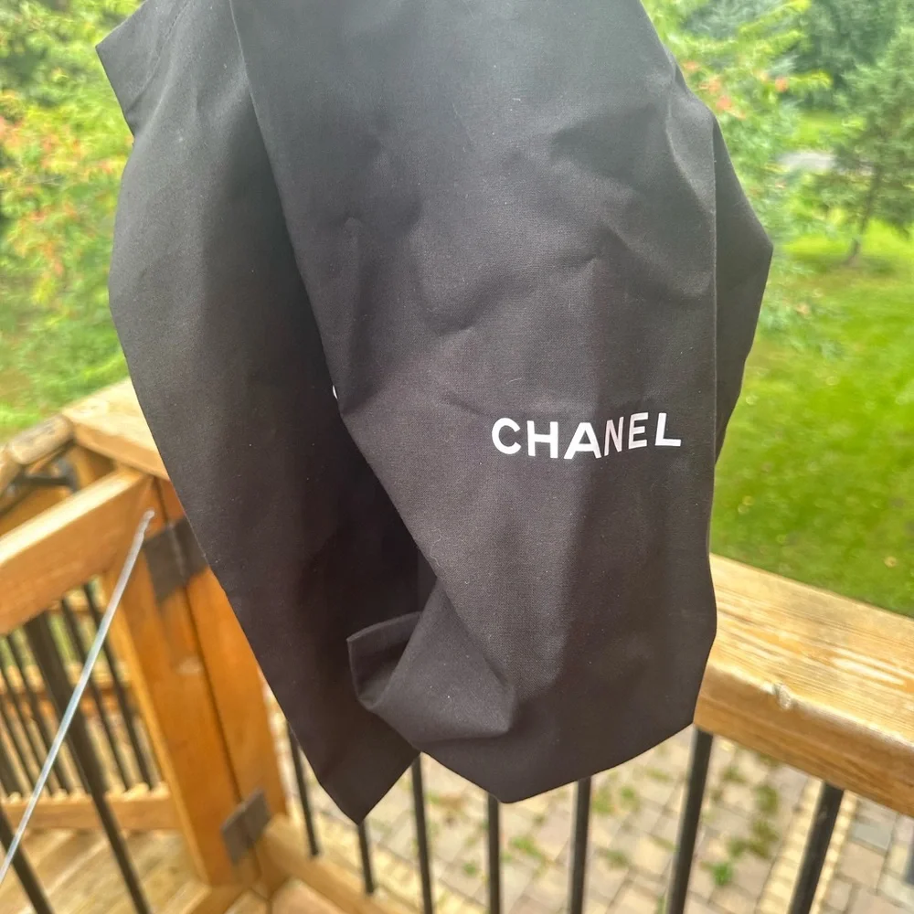 CHANEL Sneakers Size 39 - Picture 10 of 15